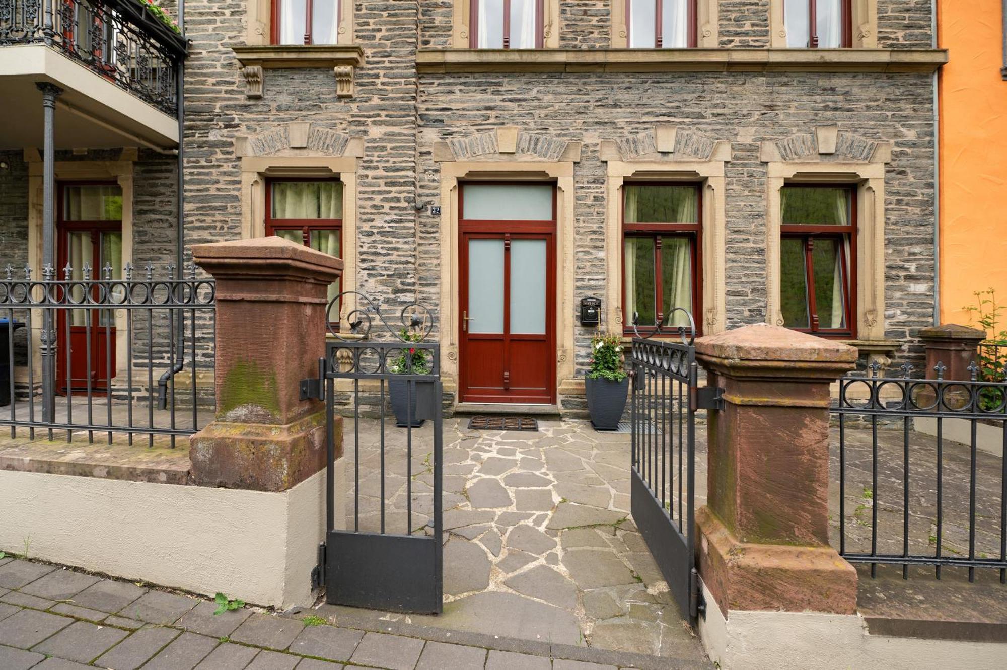Alte Stadtvilla Am Weinberg 4 트라벤트라바흐 외부 사진